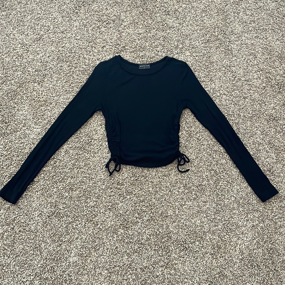 White Fox Boutique Cinched Sides Black Long Sleeve